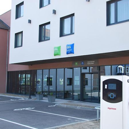 Ibis Budget Valenciennes Petite-Foret Exterior photo