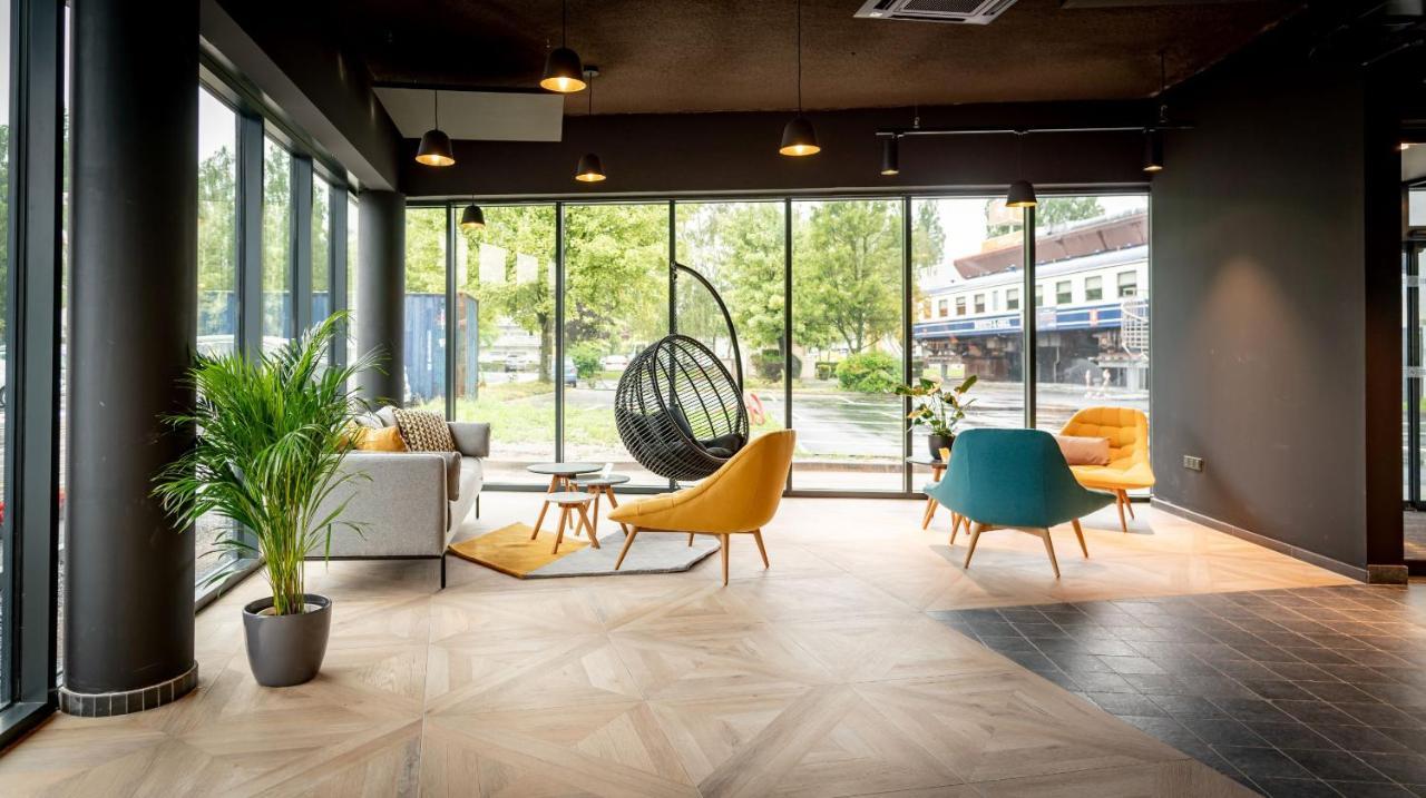 Ibis Budget Valenciennes Petite-Foret Exterior photo