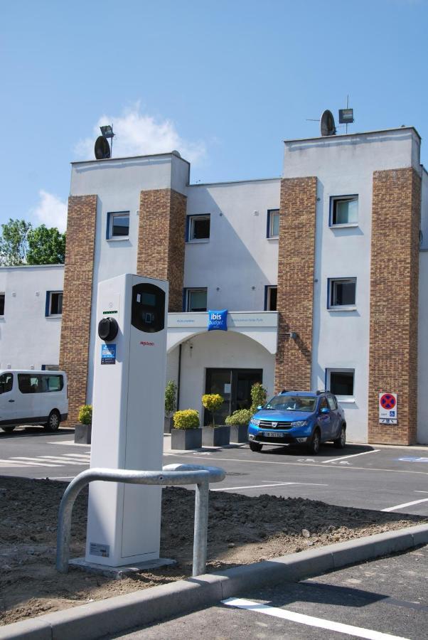 Ibis Budget Valenciennes Petite-Foret Exterior photo