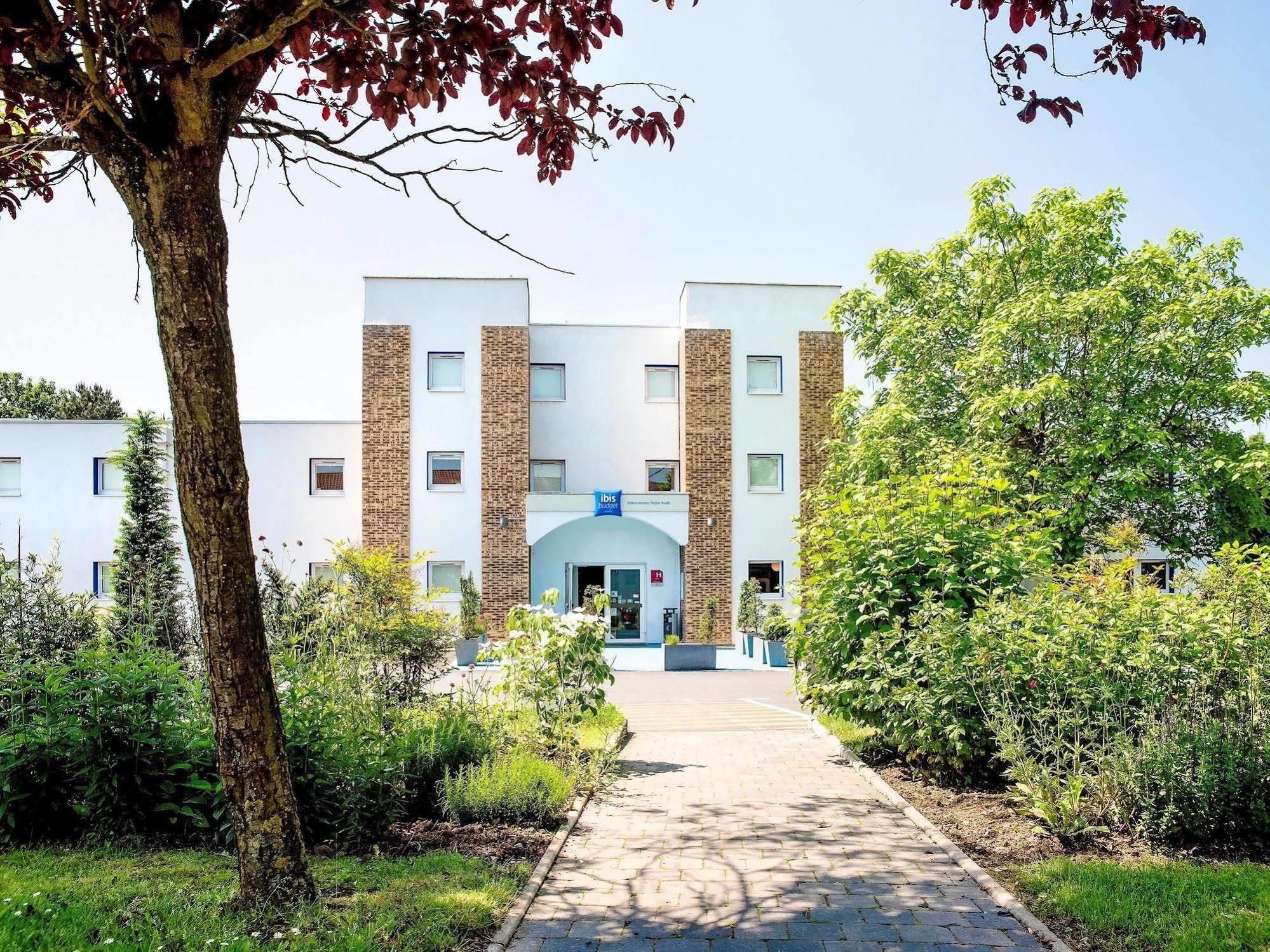 Ibis Budget Valenciennes Petite-Foret Exterior photo